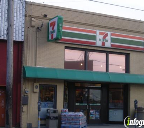 7-Eleven - Dallas, TX