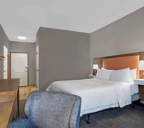 Hampton Inn by Hilton Keokuk - Keokuk, IA