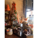 Holiday Alley - Clothing Stores