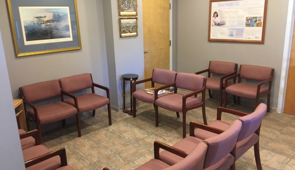 Complete Orthopedics - Lindenhurst, NY