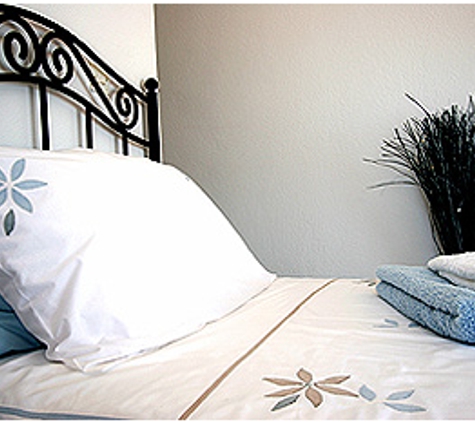 Tomaree Linen Hire - Shoal Bay, NSW