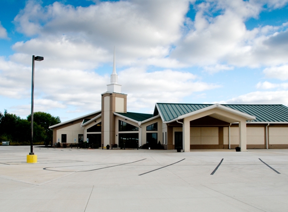 Lincoln Land Baptist Church - Springfield, IL