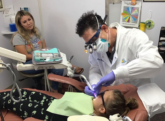 A Shop For Smiles - Richard J Hagstrom DDS - La Mesa, CA