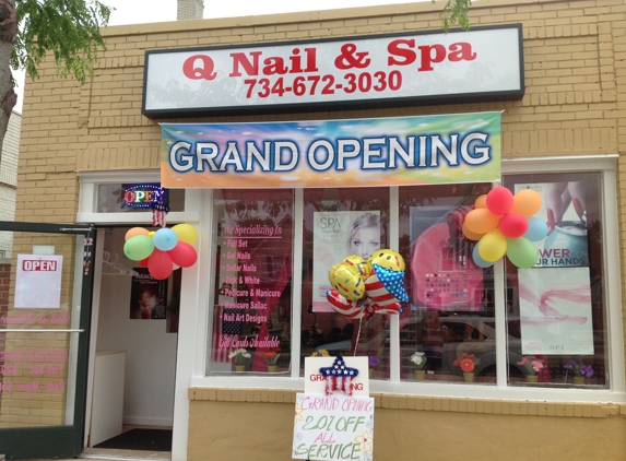 Q Nails & Spa - Trenton, MI