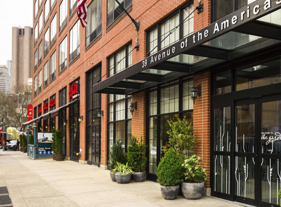 Hilton Garden Inn New York/Tribeca - New York, NY