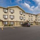 White Pines Inn & Suites of Holland