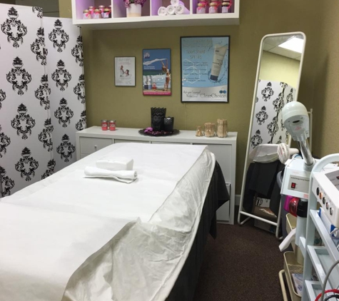 Intimate Waxing and Spa - Orlando, FL