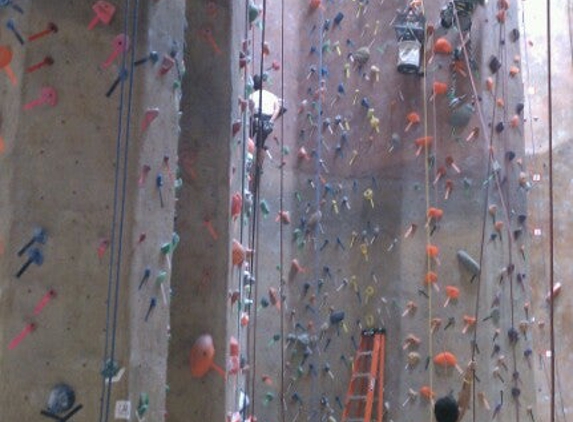 Mesa Rim Climbing Center - San Diego, CA