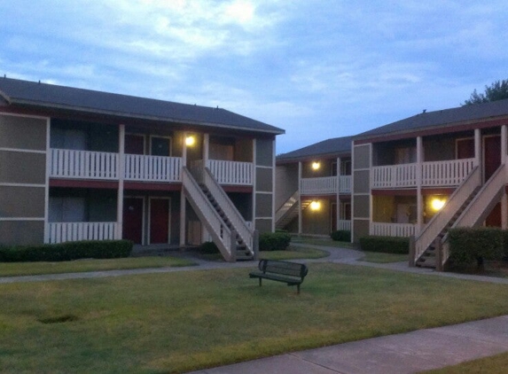 Ashton Park Apartments - Texas City, TX