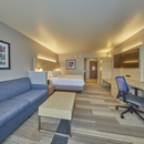 Holiday Inn Express & Suites Hermiston Downtown by IHG - Hotels