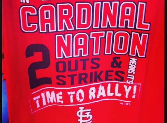 Cardinals Team Store - Saint Louis, MO