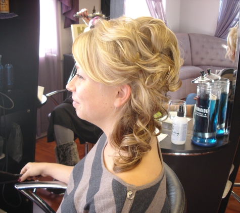 Le Palais Hair Lounge - Brielle, NJ