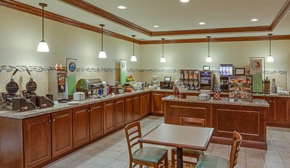 Country Inns & Suites - Charleston, WV