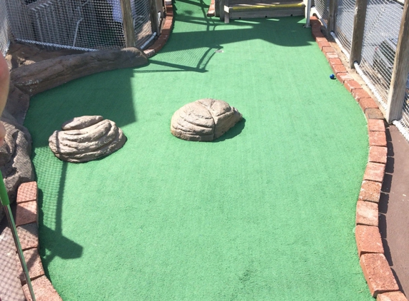 Congo Falls Adventure Golf - Ocean City, NJ