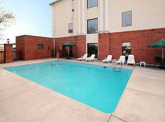 Comfort Suites near Camp Lejeune - Jacksonville, NC