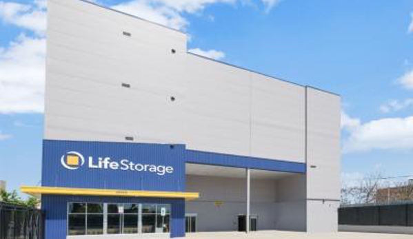 Life Storage - Brooklyn, NY