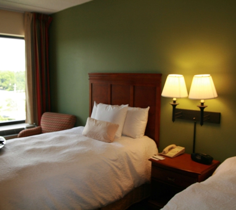 Hampton Inn & Suites Valley Forge/Oaks - Phoenixville, PA