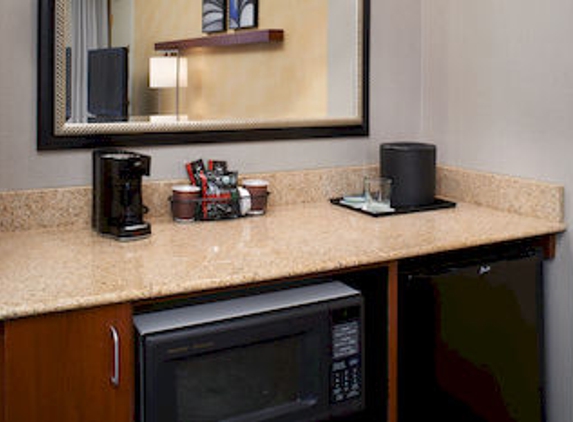 Courtyard by Marriott - Livonia, MI