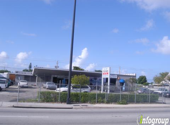 In & Out Tires - Fort Lauderdale, FL