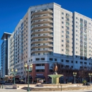 The Cosmopolitan Apartments - Apartments