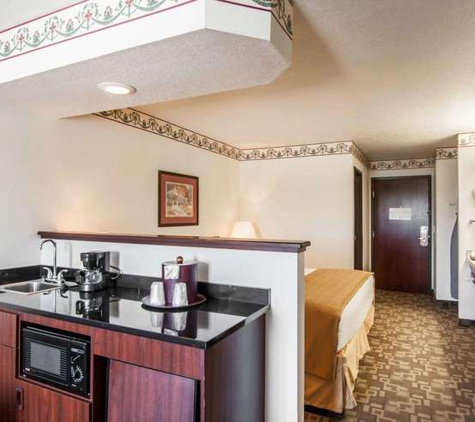 Quality Suites - Keizer, OR