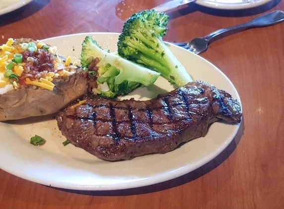 Black Angus Steakhouse - Fountain Valley, CA