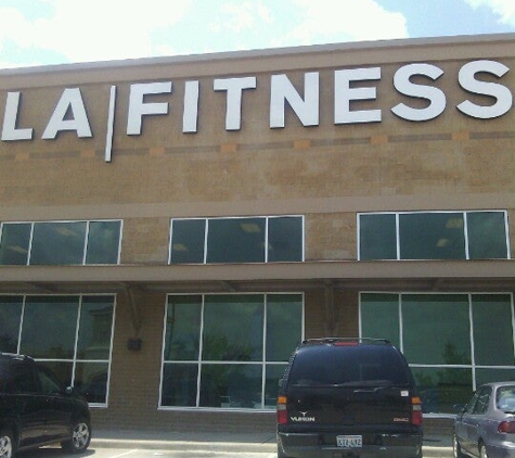 LA Fitness - Duncanville, TX