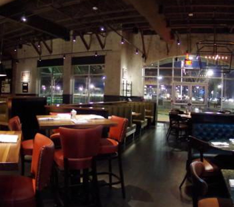 Burtons Grill & Bar - Alexandria, VA