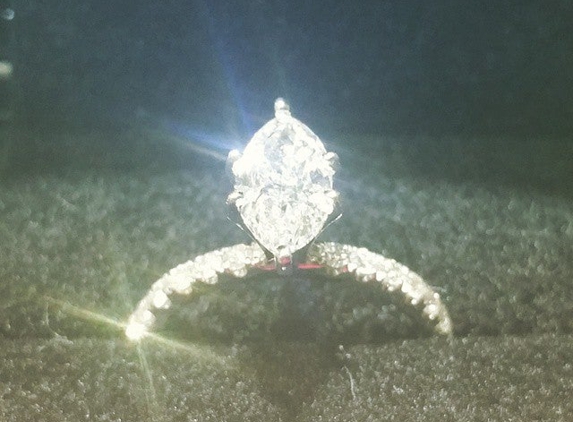 Diamore Diamonds Dallas - Wholesale Diamonds and Custom Diamond Rings - Dallas, TX