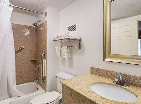 Quality Inn & Suites Greenville - Haywood Mall - Greenville, SC