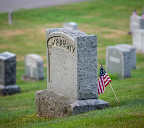 Saint James Cemetery - Manchester, CT