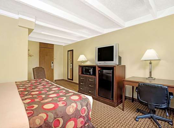 Days Inn - Minneapolis, MN