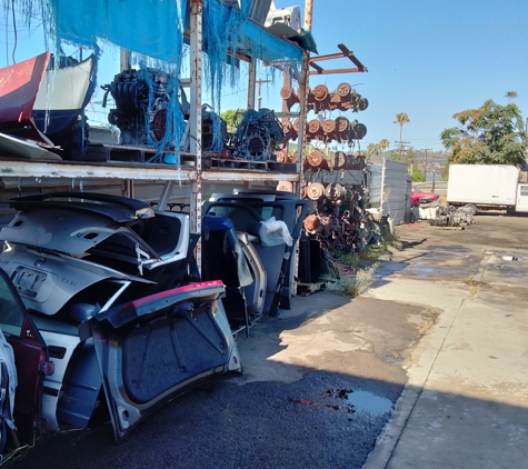 Pioneer Auto Wreckers - El Cajon, CA