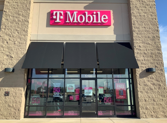 T-Mobile - Saint Peters, MO