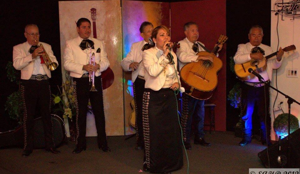 Mariachi Luna De Mexico - Glendale, AZ