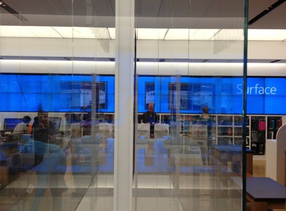 Microsoft Store - Palo Alto, CA