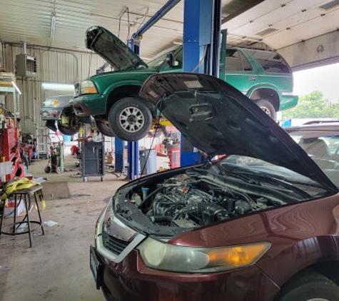 Dave's Auto Repair - Springfield, IL