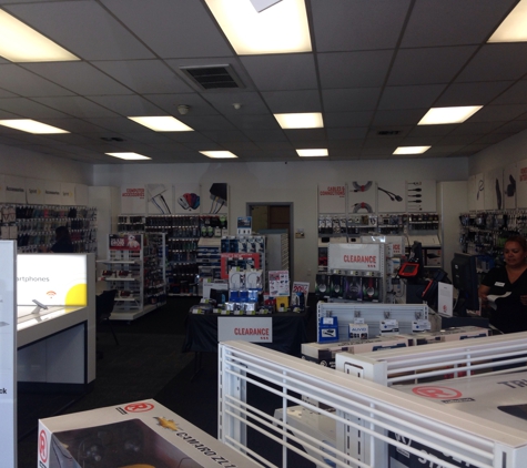 RadioShack - Burbank, CA