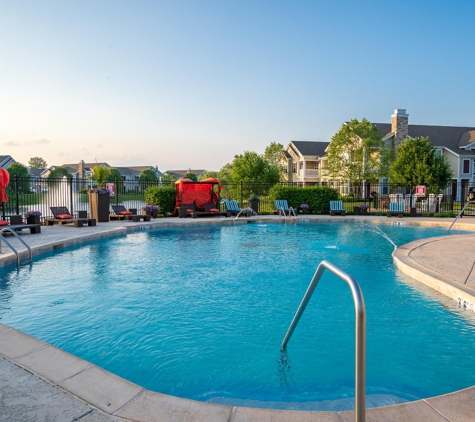 Parkway Lakeside Apartment Homes - O Fallon, IL