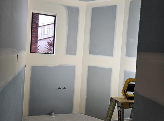 DWD PLASTERING & REPAIRS - Tweed Heads South, NSW