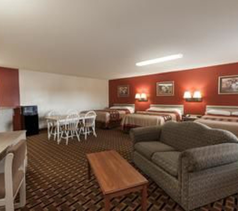 Super 8 by Wyndham Athens TX - Athens, TX