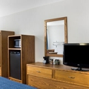Quality Inn - Motels