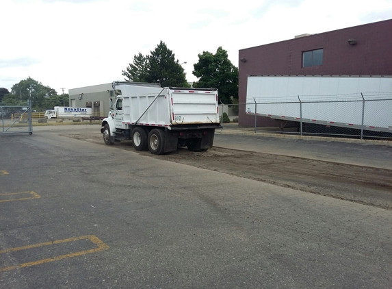 D&T Sealcoating and ASphalt Paving - Southgate, MI