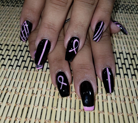 Q- Nails & Spa - Miami, FL