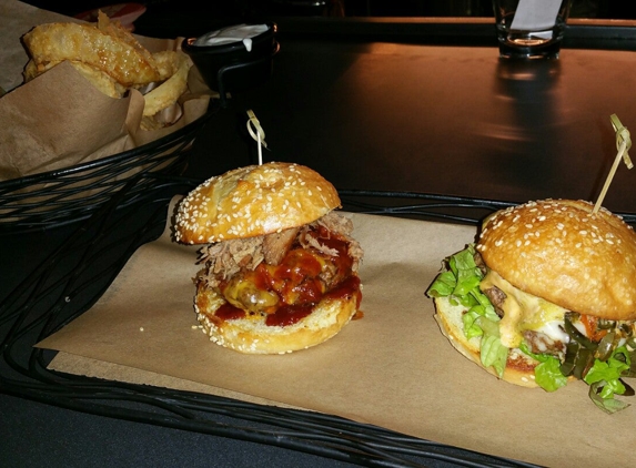 5280 Burger Bar - Denver, CO
