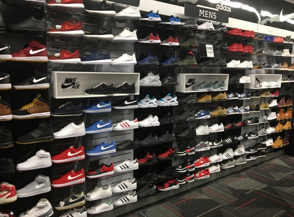 Hibbett Sports - Fairfield, AL