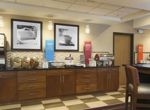 Hampton Inn Decatur / Forsyth - Forsyth, IL