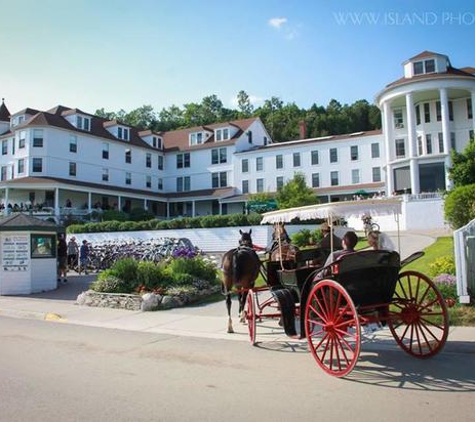 Island House Hotel - Mackinac Island, MI