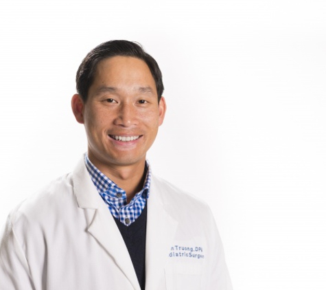 Dr. Thomas Daniel Truong, DPM - Wichita, KS