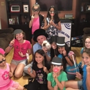 Monty the Magician - Magicians